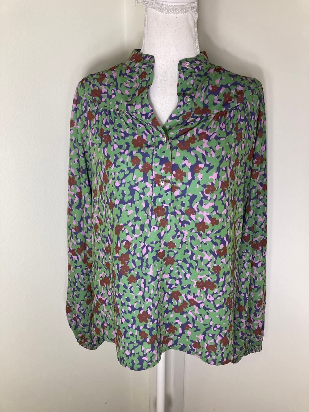 Laroque Green and Pink Printed Button Up Blouse Sz xs